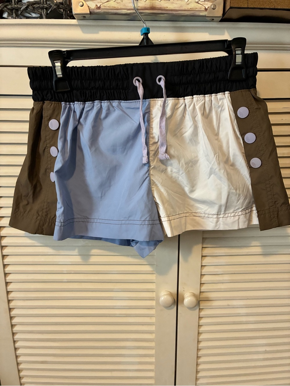 Free People Invigorate Colorblock Women’s Shorts in Blue/White/Brown